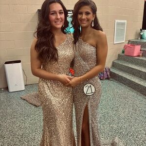 Pageant dress